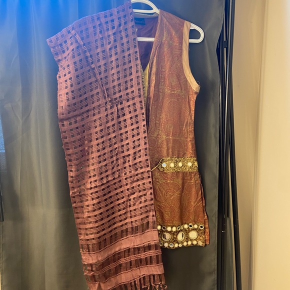 Assorted Indian tops - Picture 13 of 16